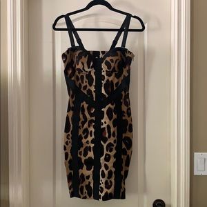 Leopard print bodycon dress, pre-loved ❤️